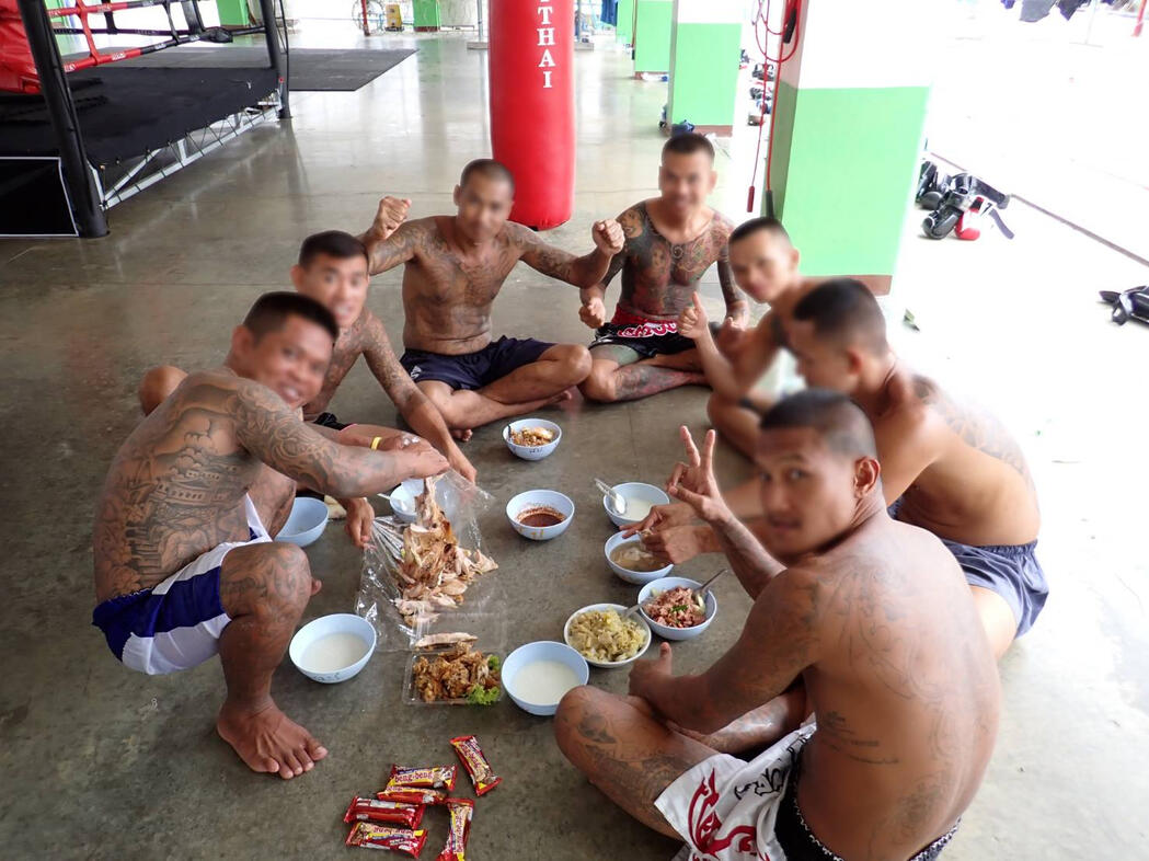 RHLS HOLDING - Support Muay Thai Athletes of Sor. Ban Insee Look Phra Yom Muay Thai Gym RHLS HOLDING - Support Muay Thai Athletes of Sor. Ban Insee Look Phra Yom Muay Thai Gym