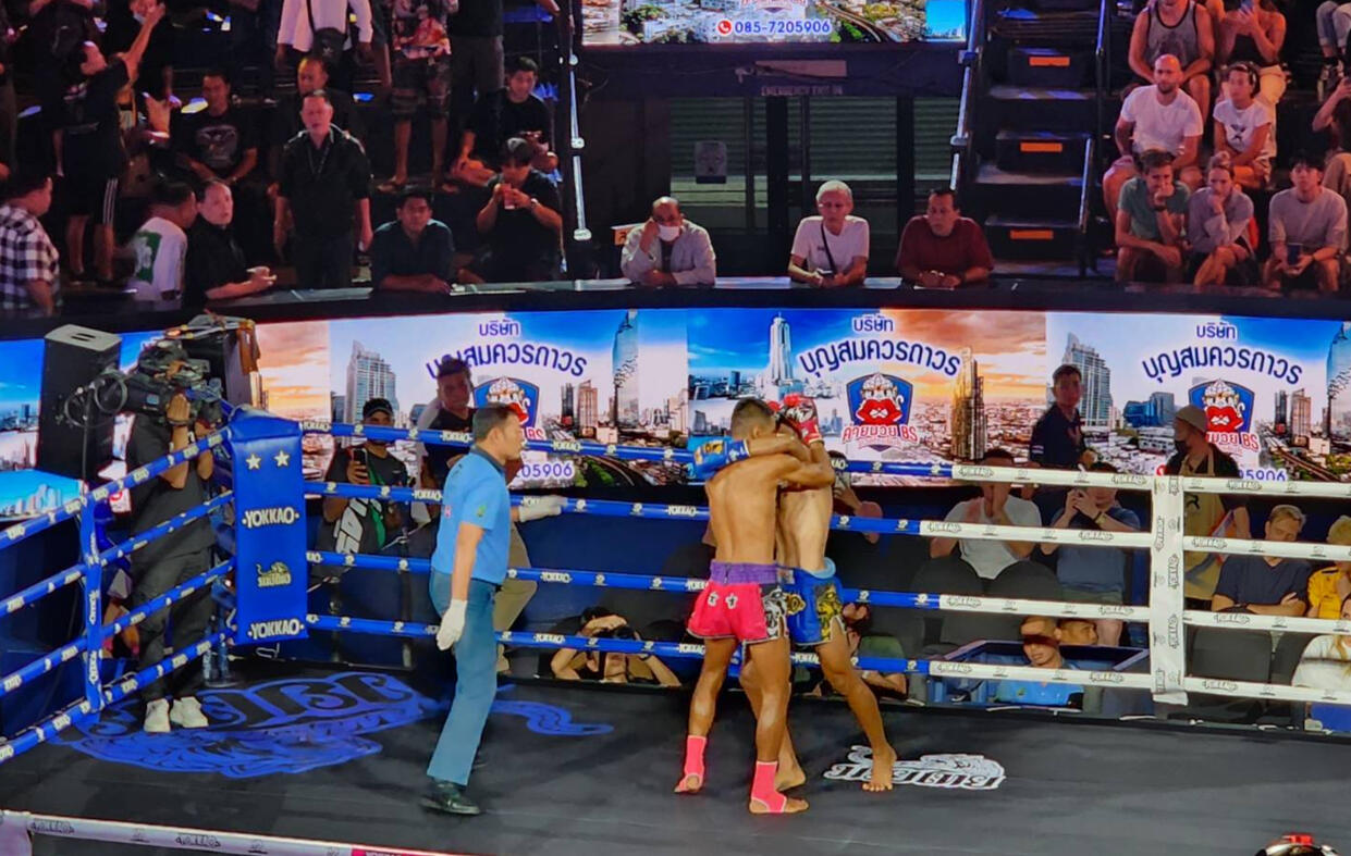 RHLS HOLDING - We would like to extend our heartfelt congratulations on the victory of the inmate-boxer from Ang Thong Prison. RHLS HOLDING - We would like to extend our heartfelt congratulations on the victory of the inmate-boxer from Ang Thong Prison.