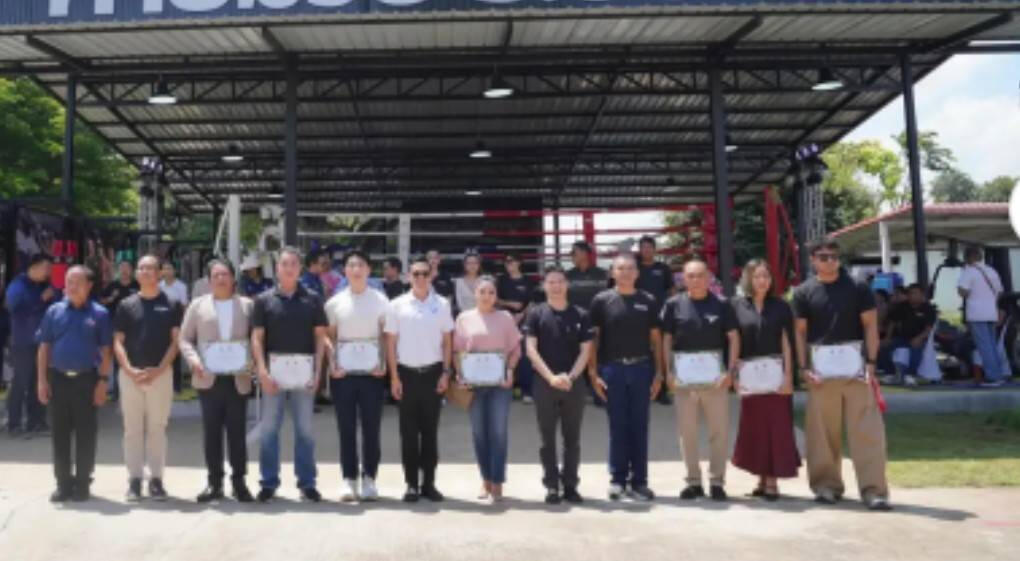 RHLS Holding-From Behind Bars to the Ring: When Muay Thai Becomes a Second Chance RHLS Holding-From Behind Bars to the Ring: When Muay Thai Becomes a Second Chance